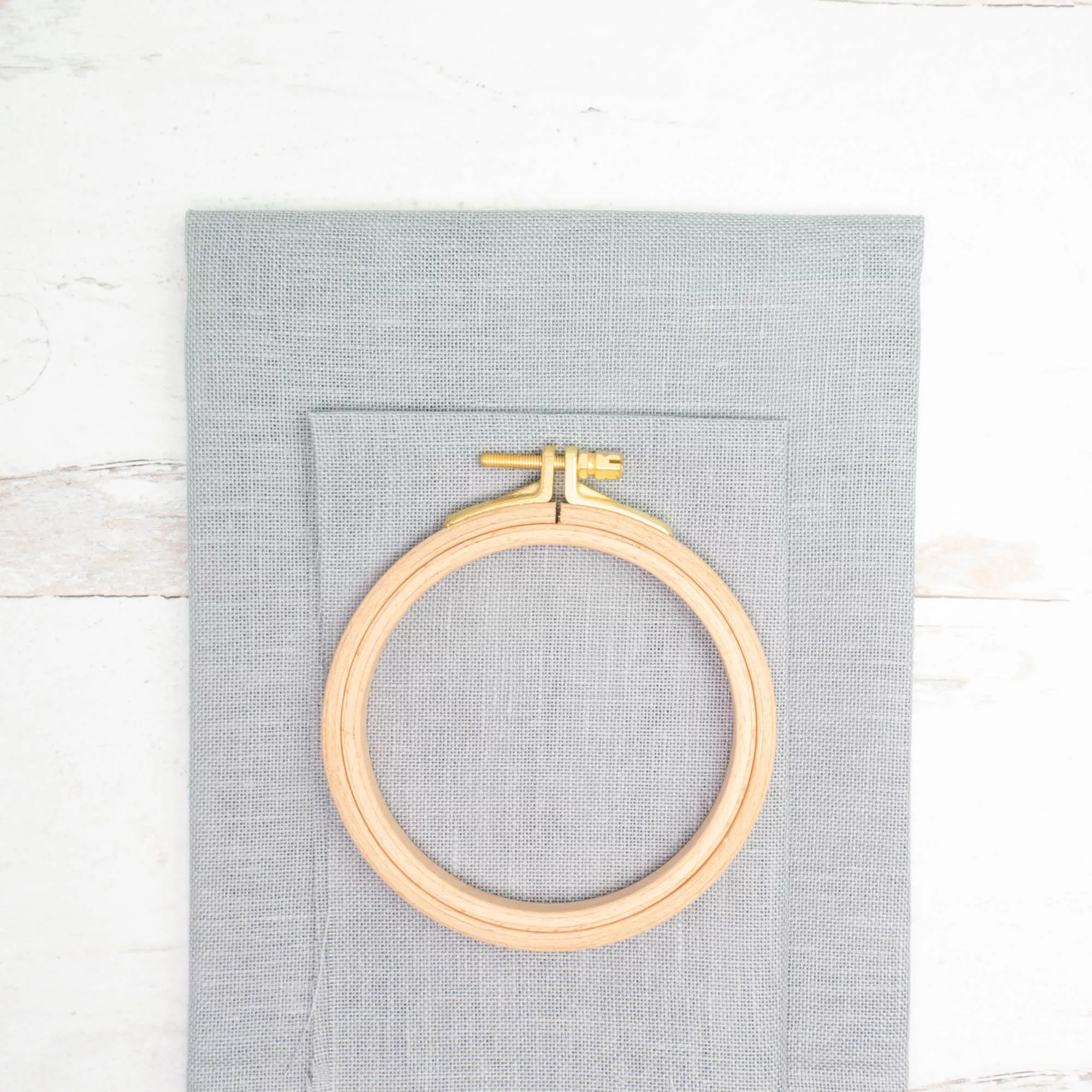 28 ct Country French Linen - Rain