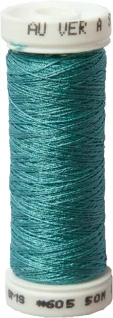 #605 - 100.3 Au Ver A Soie Silk Thread