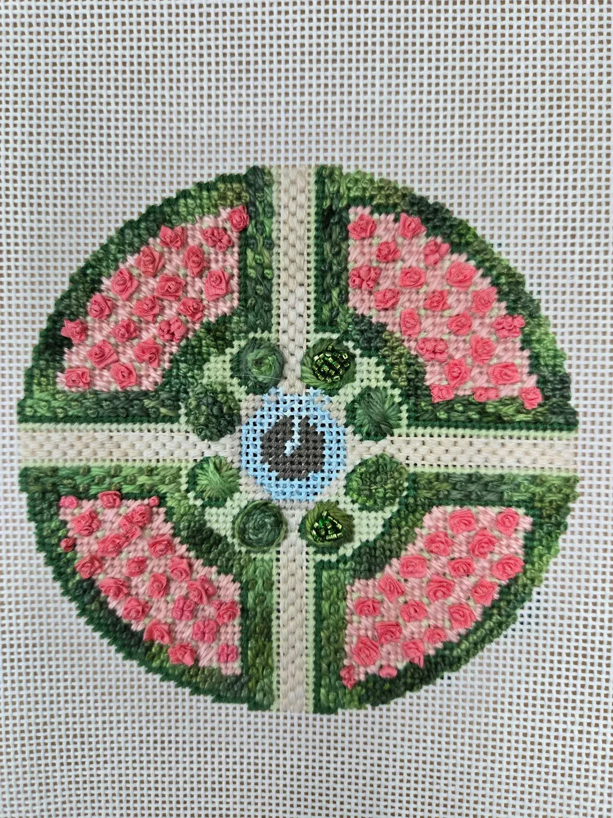 Sculpted Garden Gingham Stitchery